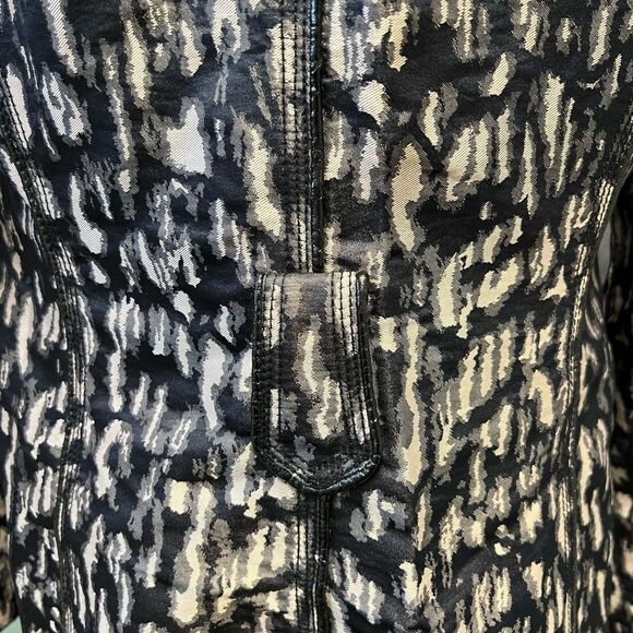 Cache Black and White Patterned Jacket - Picture 9 of 9